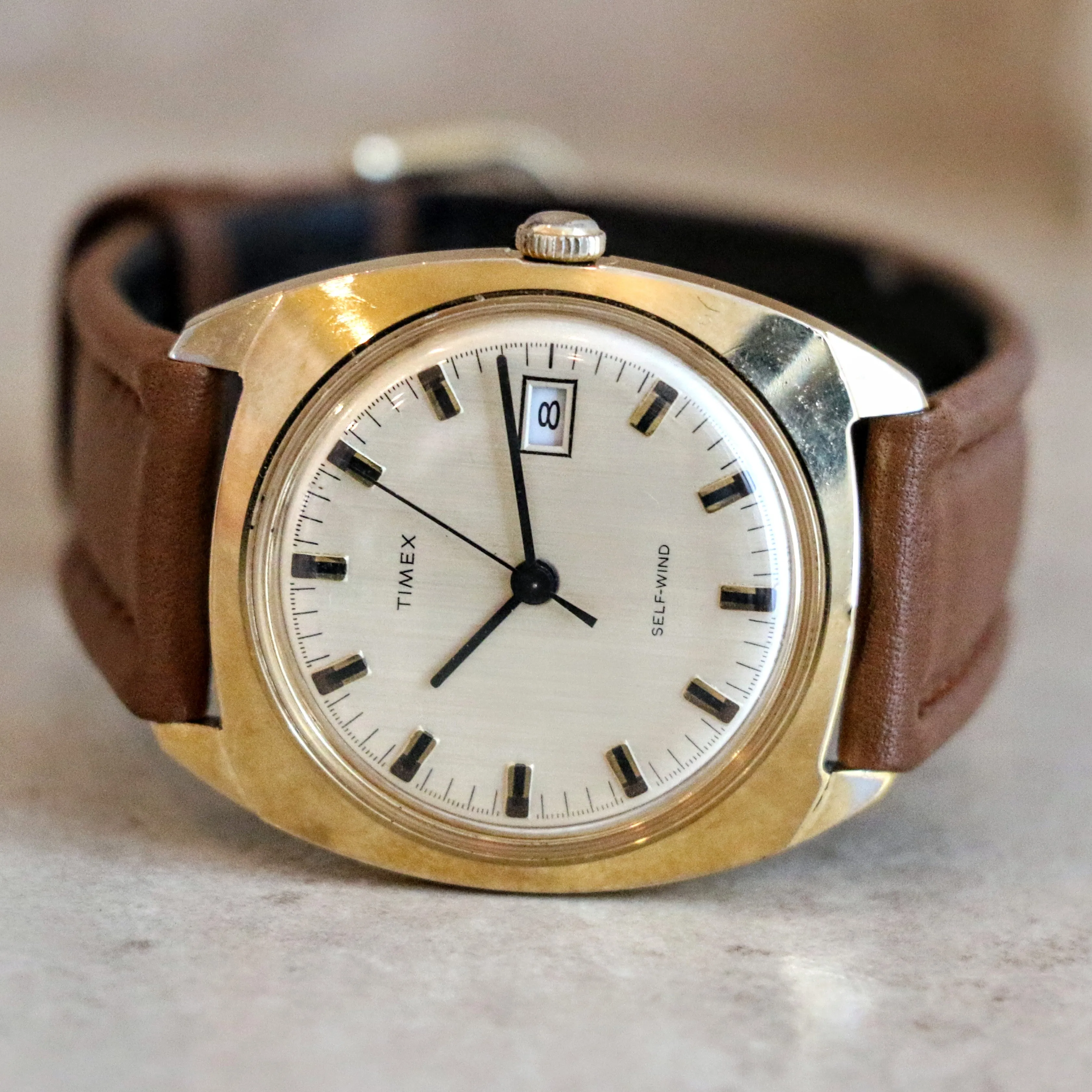 1971 TIMEX Self-Wind Calendar Watch Cal. M32 Automatic Vintage Wristwatch Water Resistant
