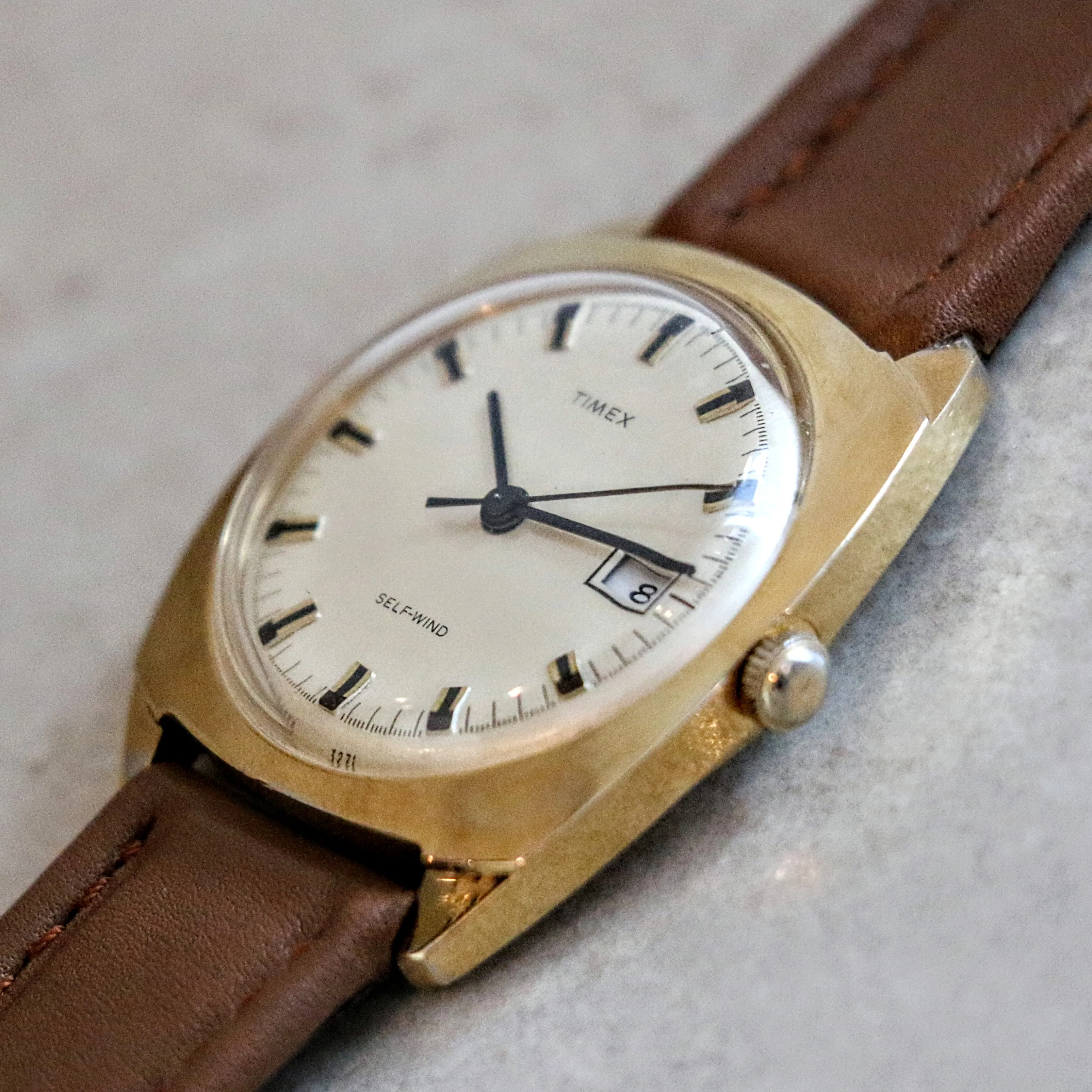 1971 TIMEX Self-Wind Calendar Watch Cal. M32 Automatic Vintage Wristwatch Water Resistant