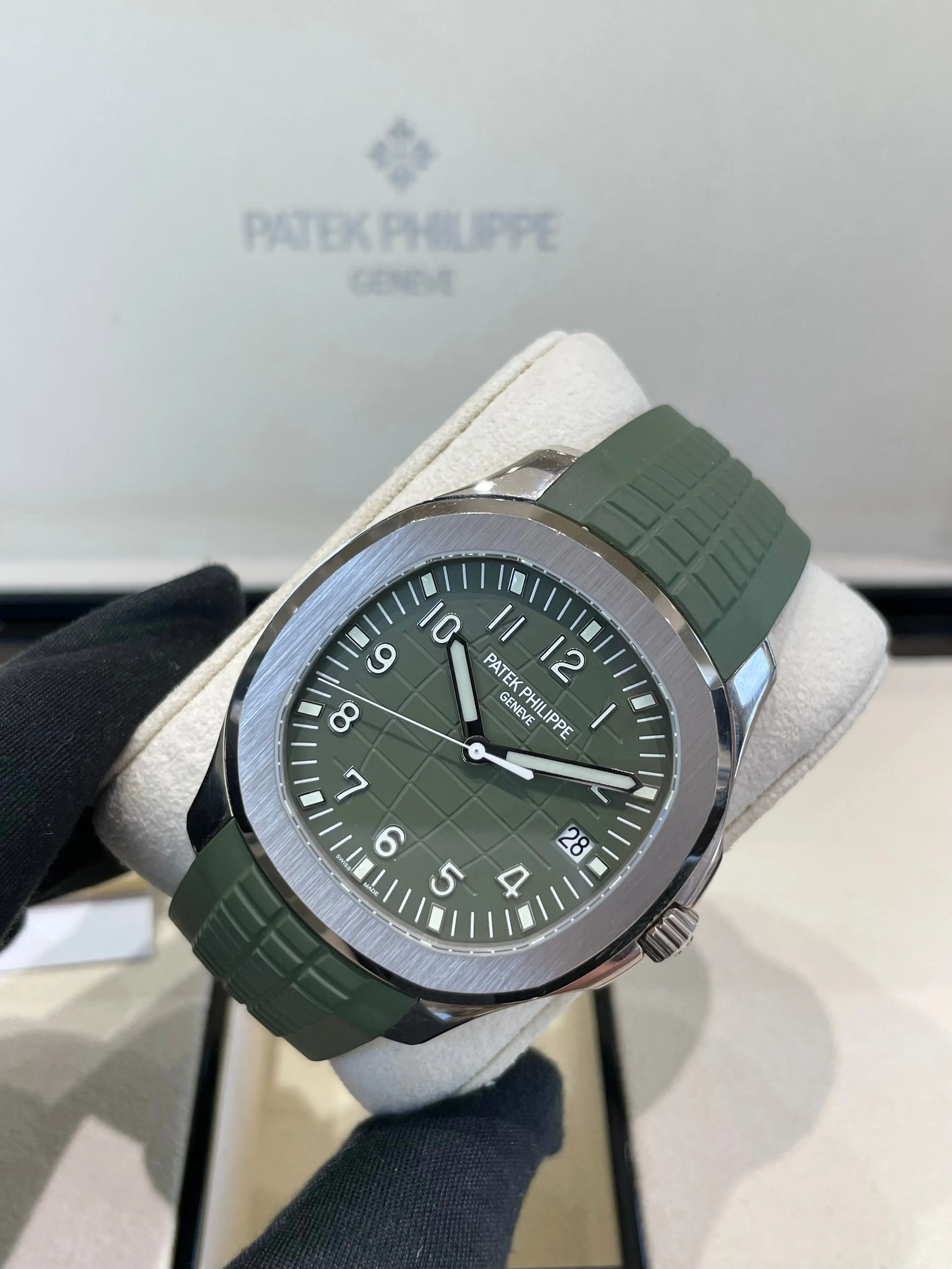 2022 Patek Philippe Aquanaut Self-Winding