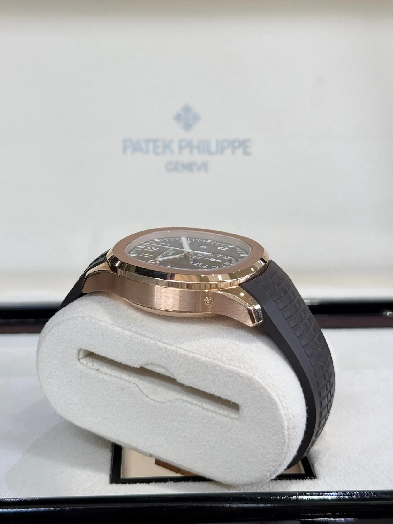 2024 Patek Philippe Aquanaut Self-Winding 5968R-001