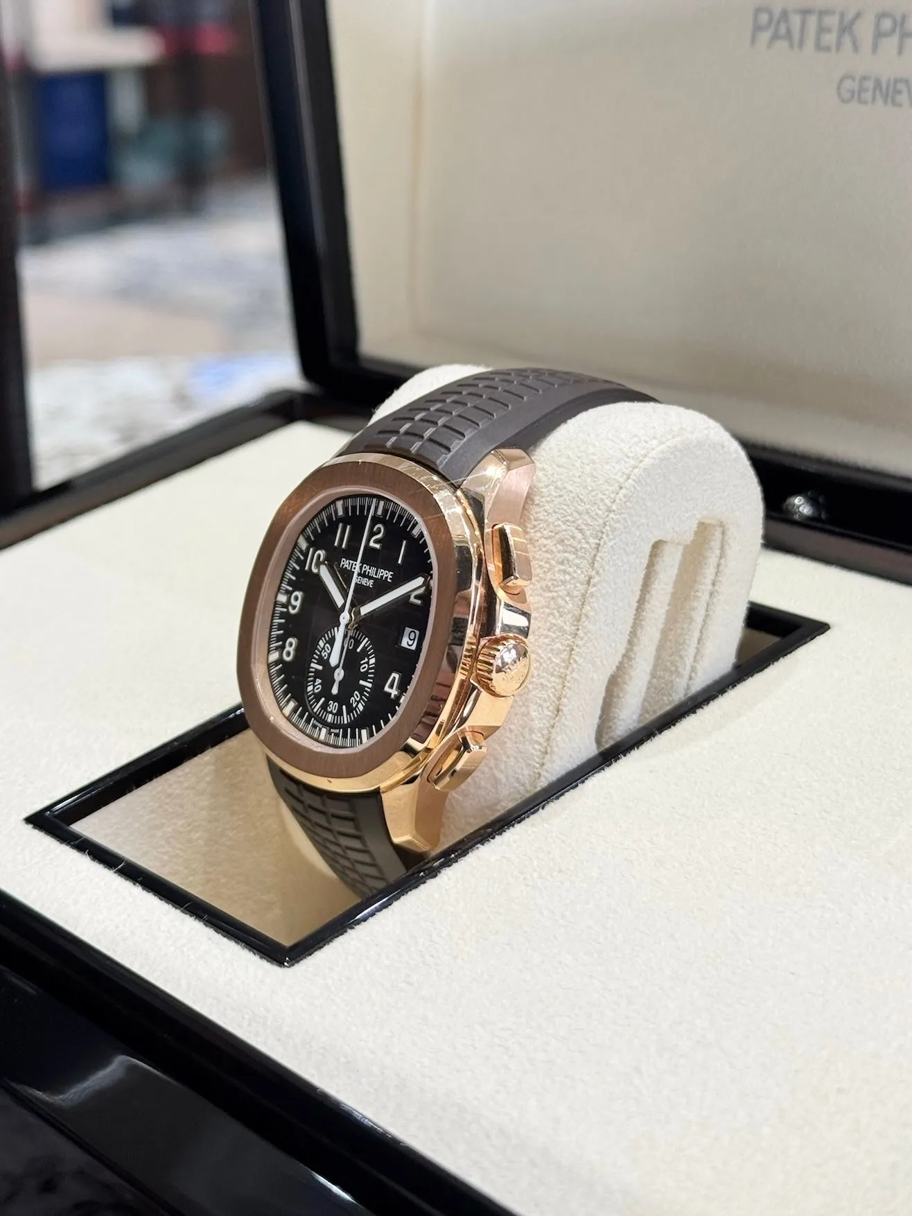 2024 Patek Philippe Aquanaut Self-Winding 5968R-001