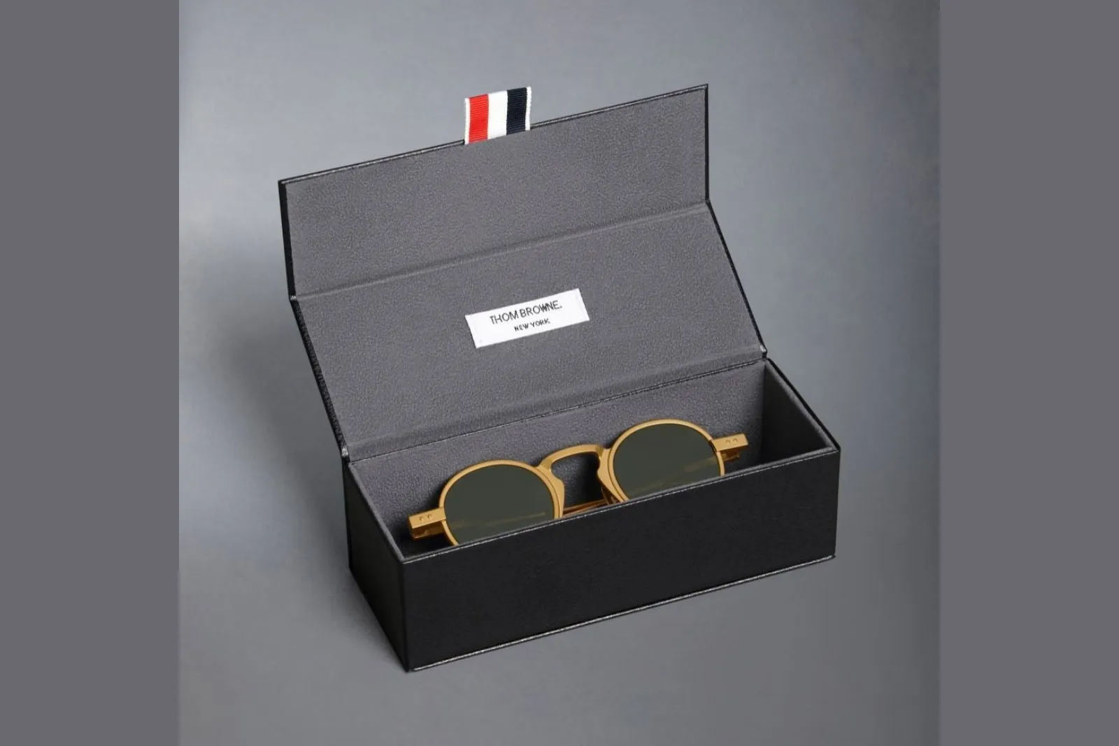 931A - 712 - Matte 18k Gold
