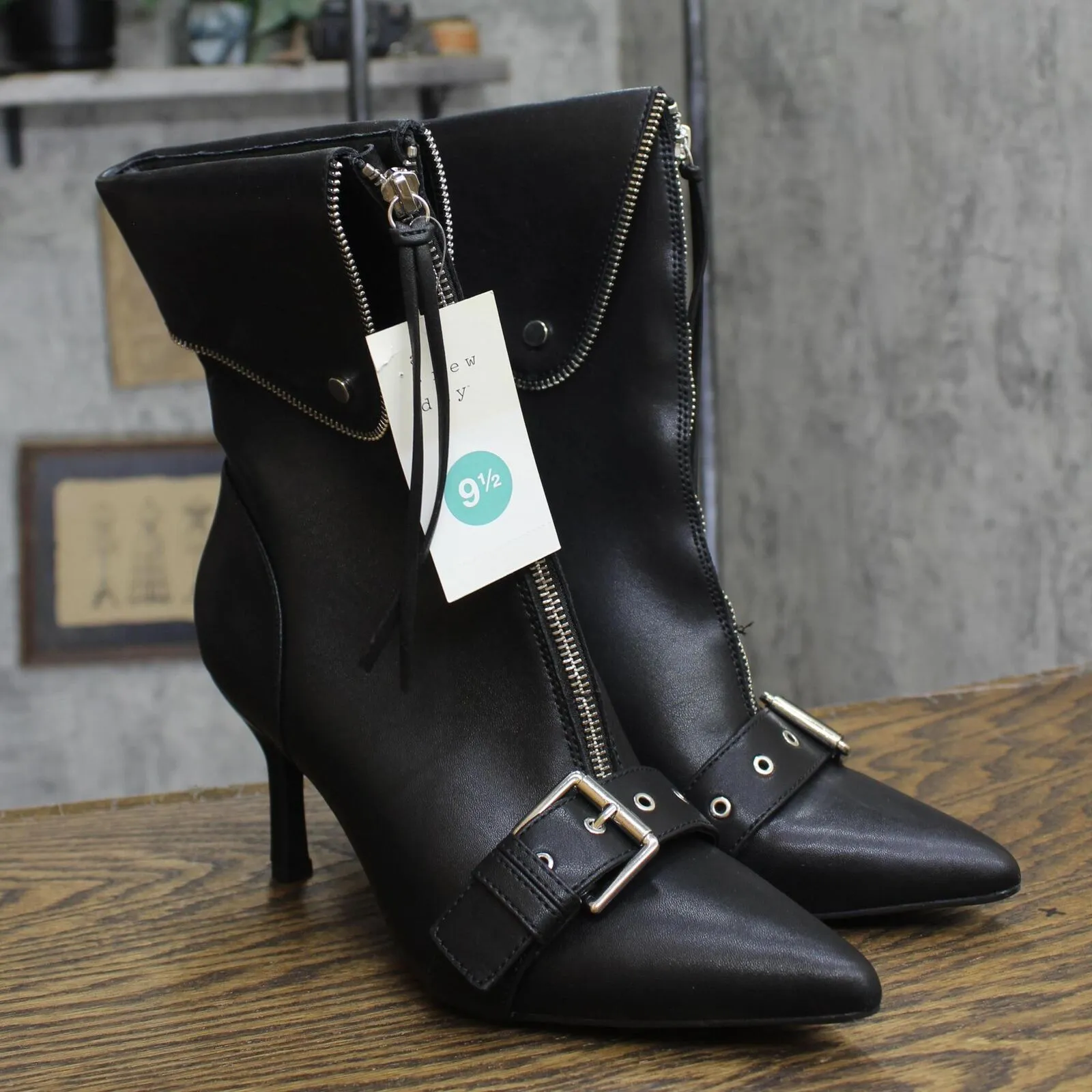 A New Day Womens Mickey Point Toe Moto Ankle Boots 90974111 Black 9.5M