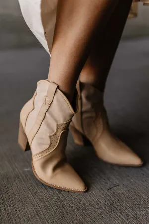 Autumn Boots - Beige