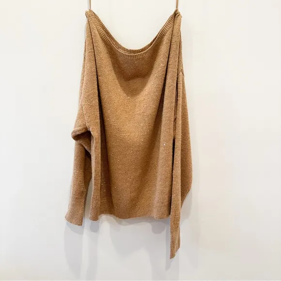 BANANA REPUBLIC WOMEN’S CAMEL ASYMMETRICAL SEQUIN SWEATER L
