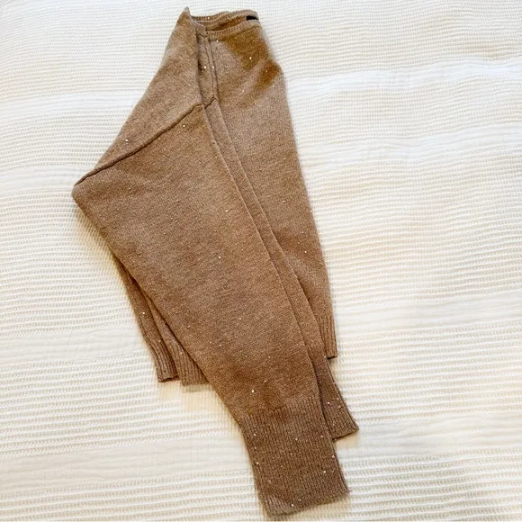 BANANA REPUBLIC WOMEN’S CAMEL ASYMMETRICAL SEQUIN SWEATER L
