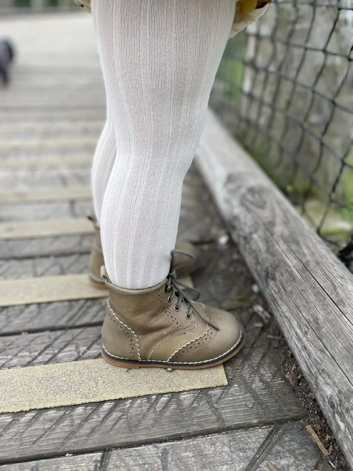 Brogue Boots - Olive