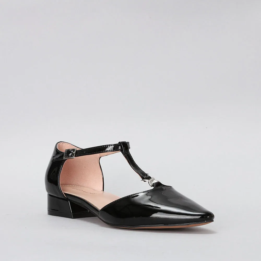 Capital - Black Patent