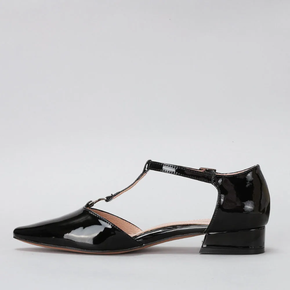 Capital - Black Patent