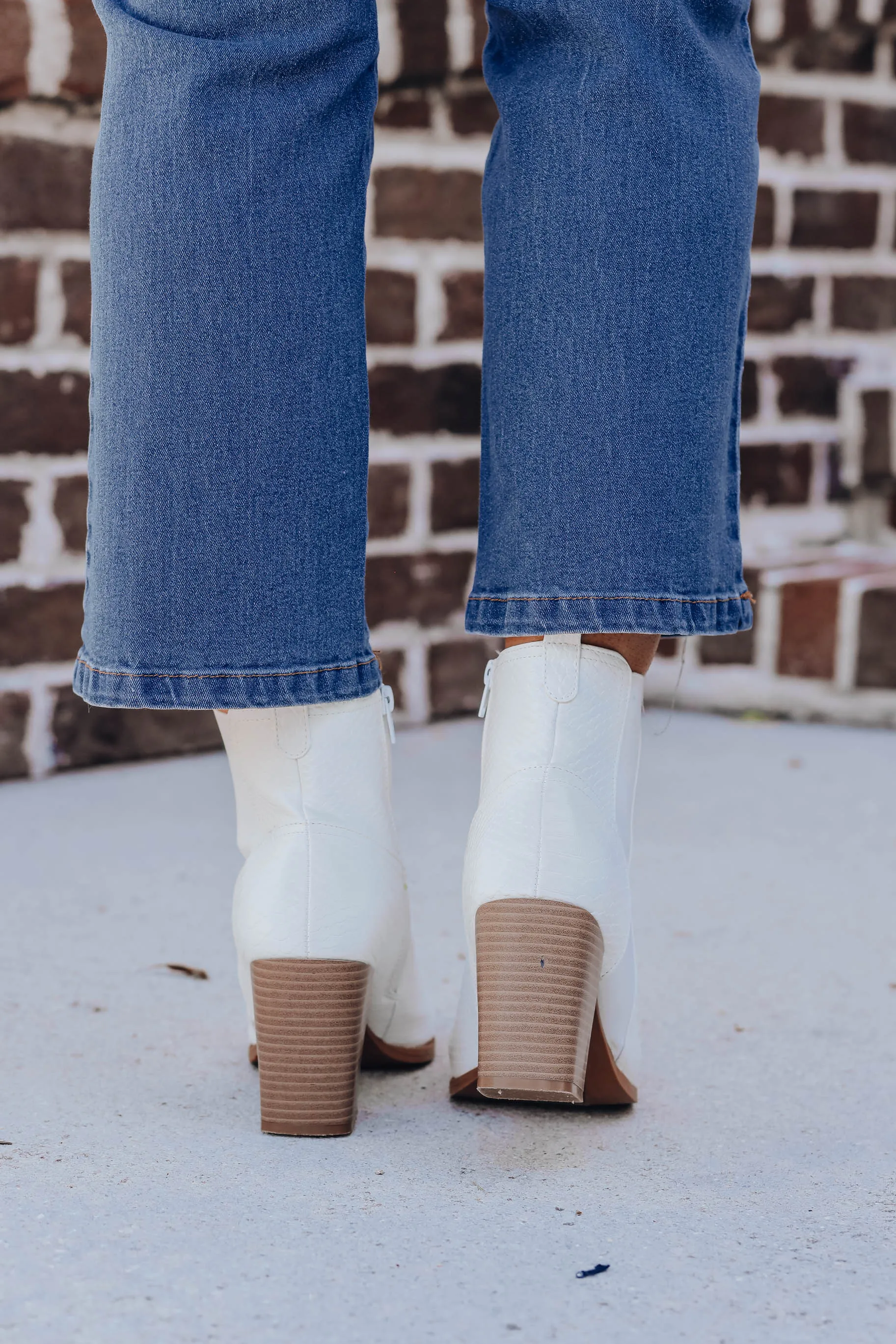 Carina Ankle Boot - White