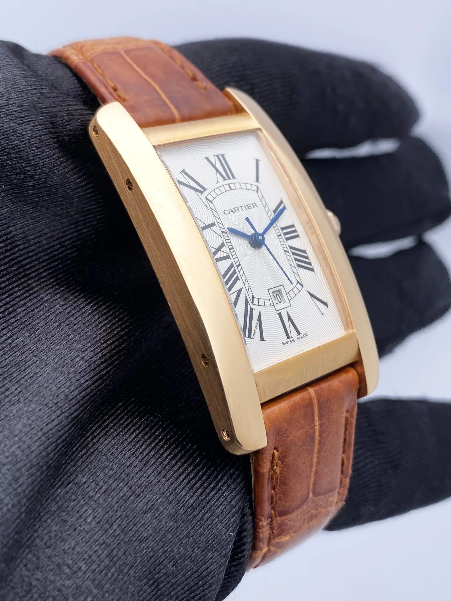 Cartier Tank Americaine W2620030 18K Rose Gold Watch