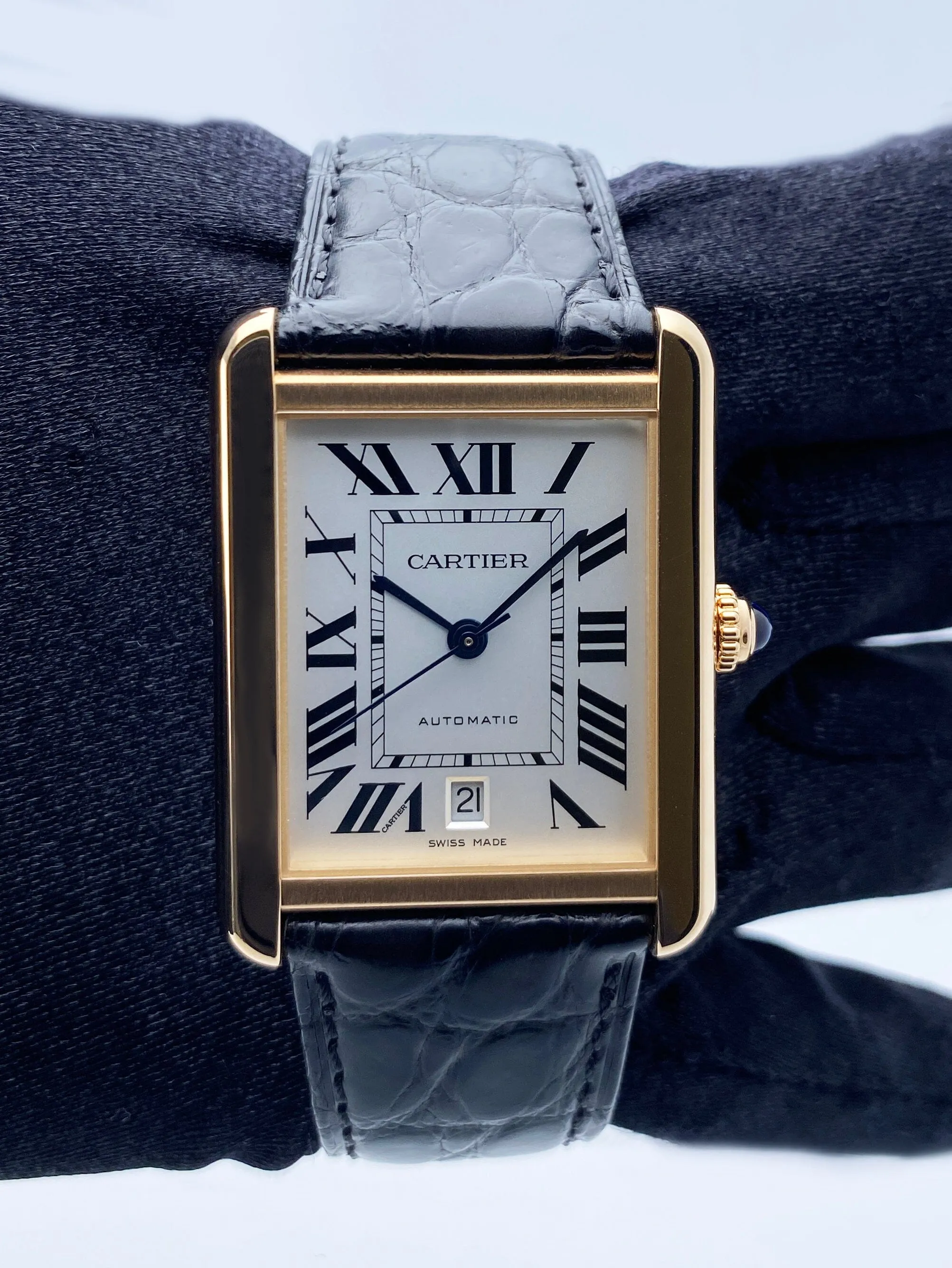 Cartier Tank Solo XL W5200026 18K Rose Gold Mens Watch Box Papers
