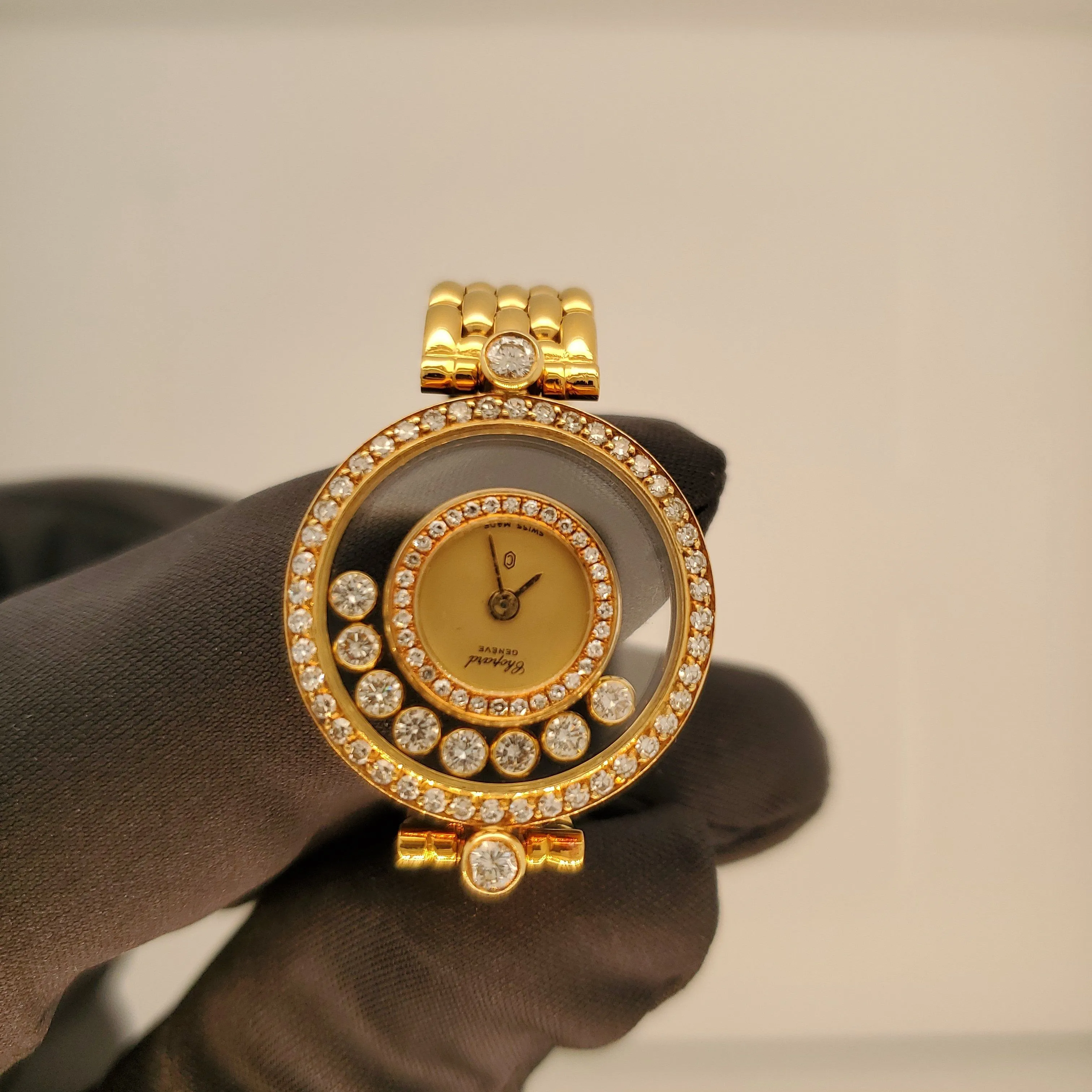 Chopard Happy diamonds 4054 18K Yellow Gold W/Diamond Bezel Box & Papers