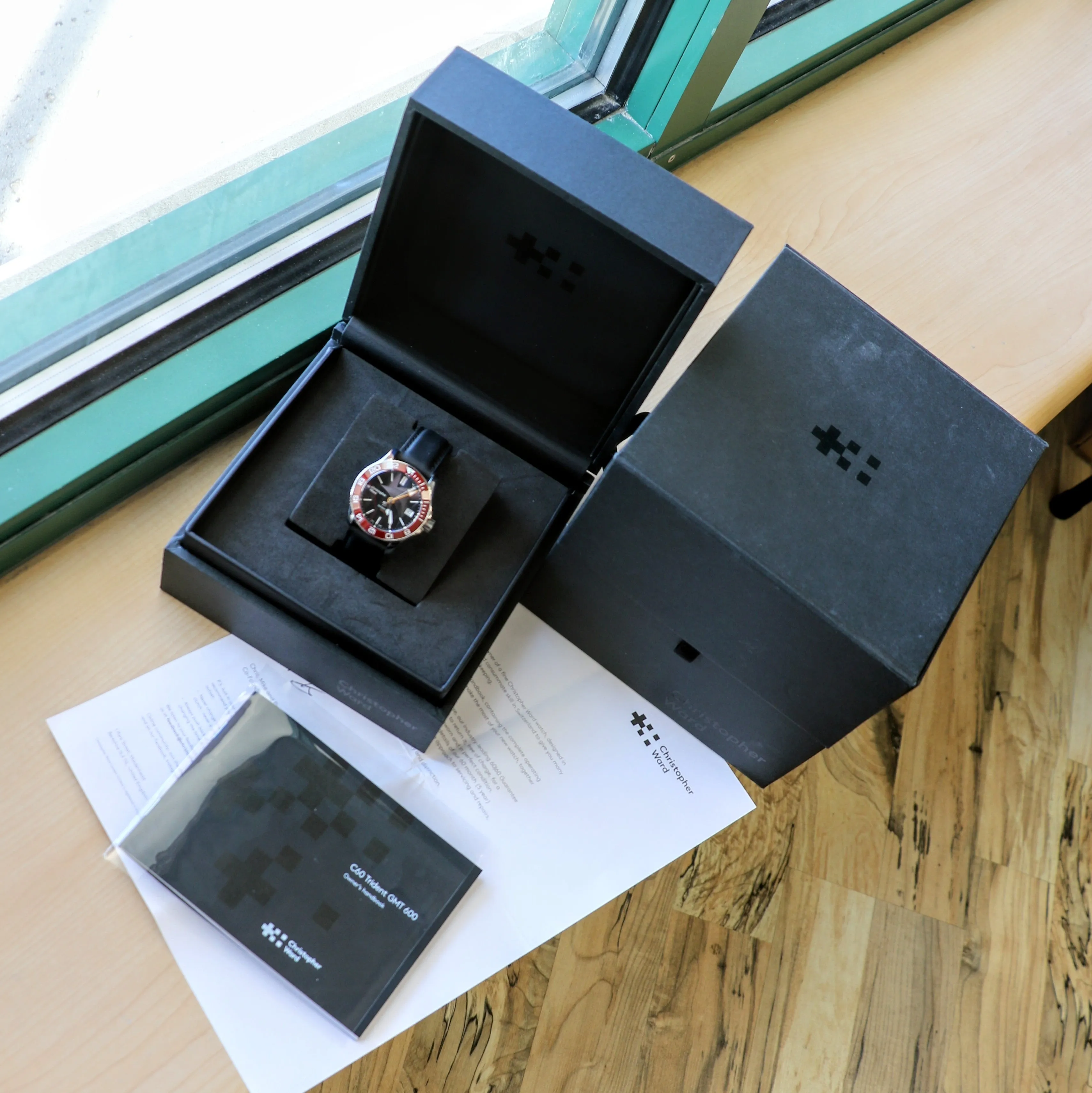 Christopher Ward C60 Trident PRO 600 GMT Diver Watch C6038AGM2 - ALL Original, Double Box & Papers
