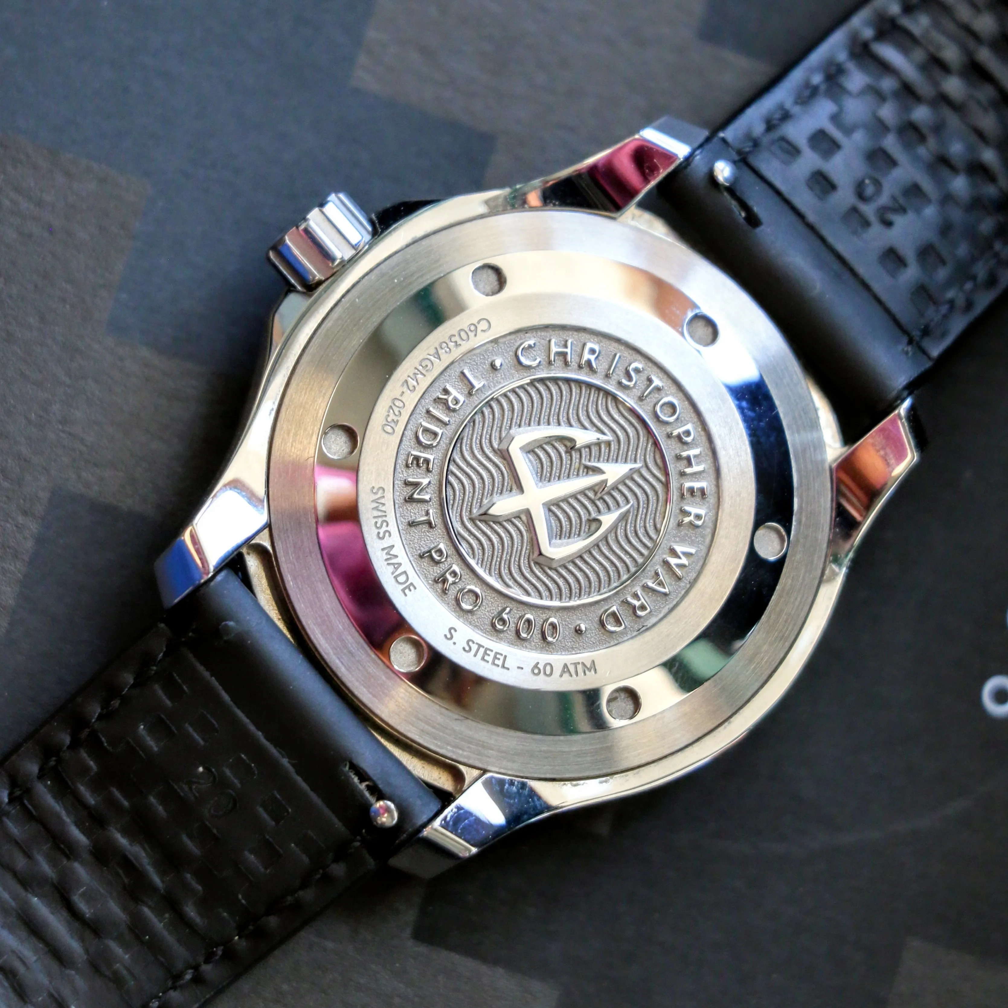 Christopher Ward C60 Trident PRO 600 GMT Diver Watch C6038AGM2 - ALL Original, Double Box & Papers