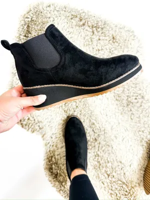 Corky's Love You a Latte Boot