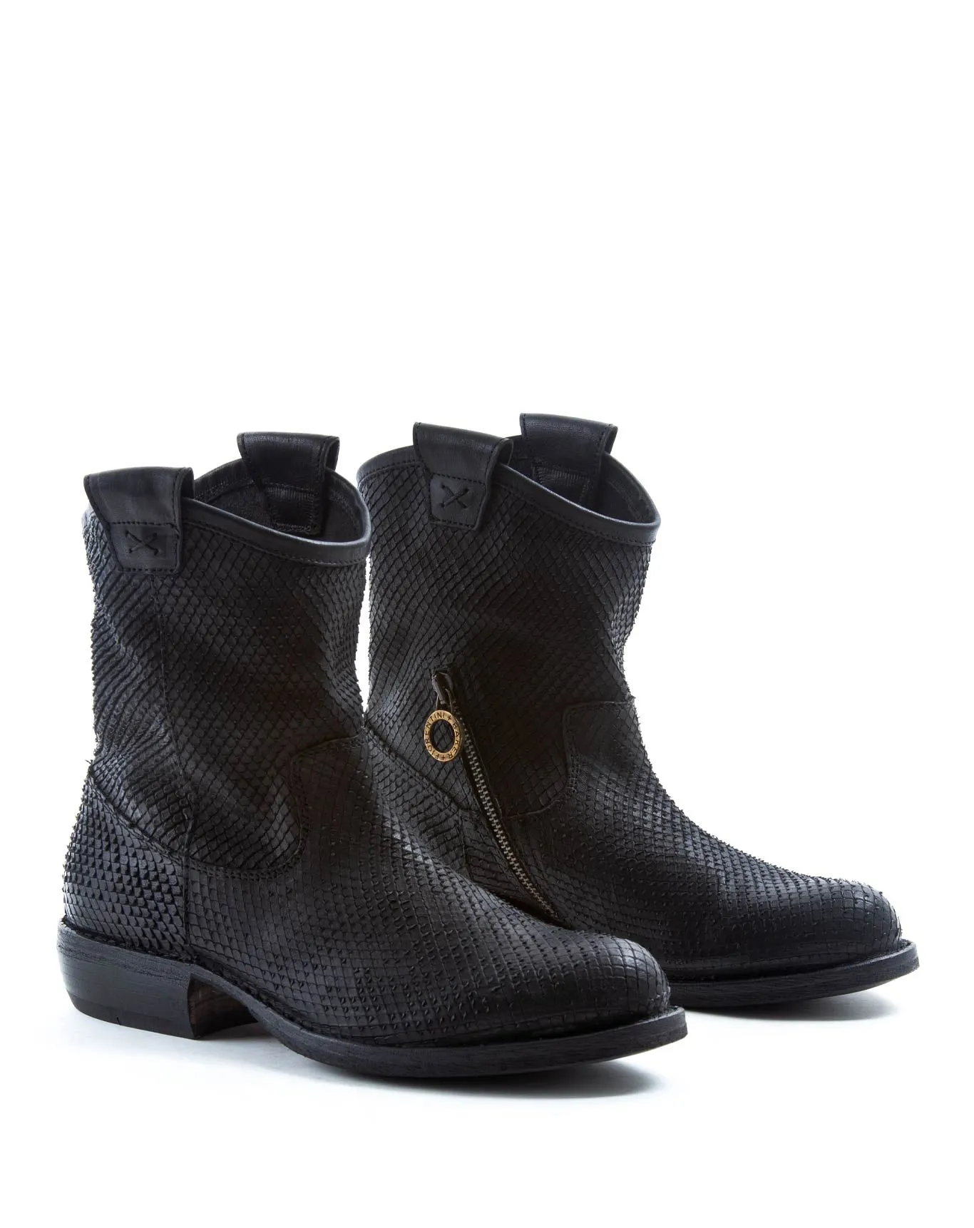 CRUNA Black Leather Boots