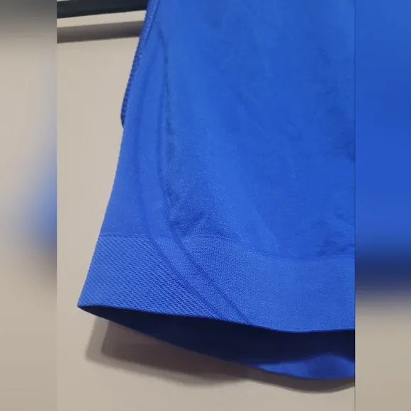 EUC Alphalete Stratus Crop Tank in Sapphire Blue Size XS