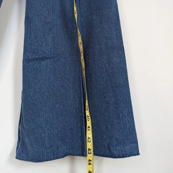 Express High Waist Medium Wash Raw Hem Wide Leg Cotton Denim Jeans 6R 32&quot; Inseam