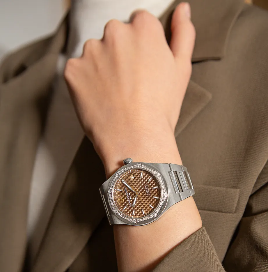 Girard-Perregaux Laureato 38mm Watch with Stainless Steel Bracelet