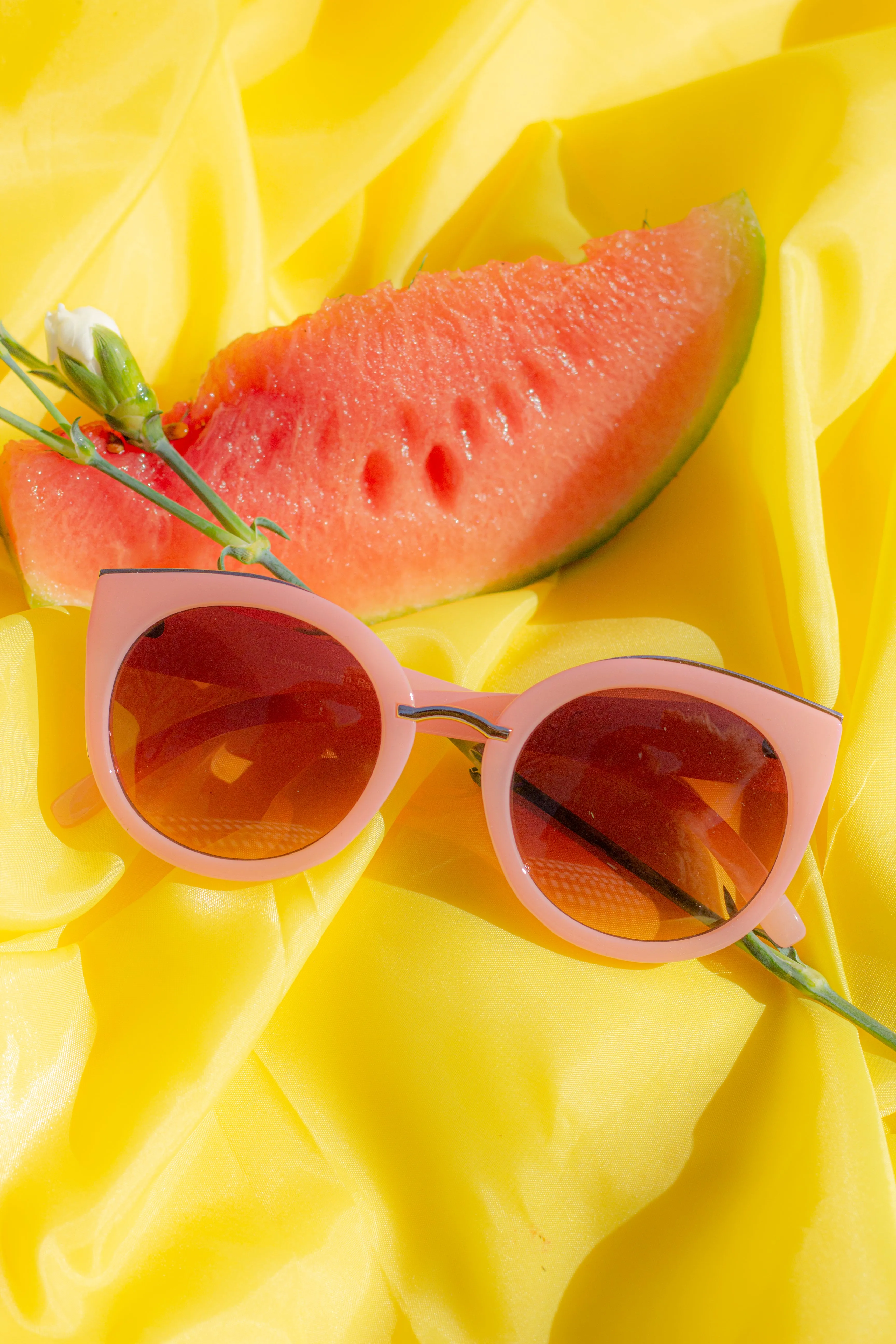 Gold Rim Cat Eye Sunglasses