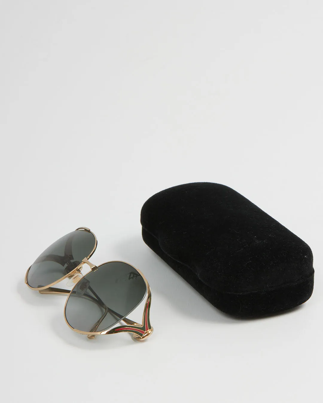 Gucci Gold Tone Oversized GG Logo Sunglasses