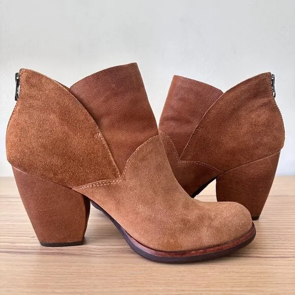 Kork-Ease Women's Castaneda Heeled Ankle Boot Brown Suede, Size 9