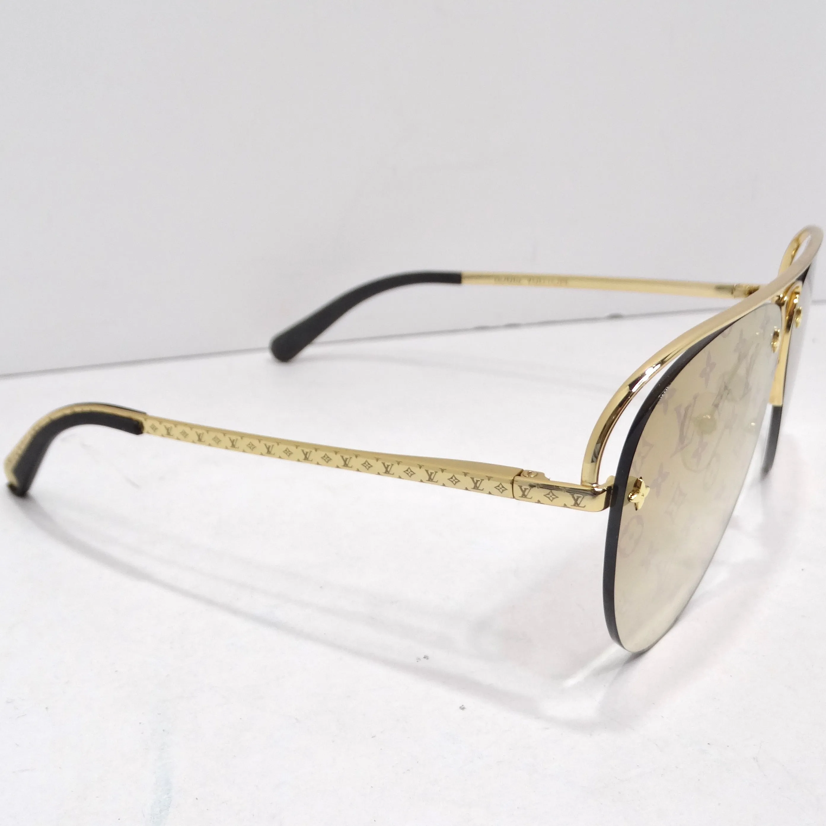Louis Vuitton Monogram Grease Gradient Sunglasses