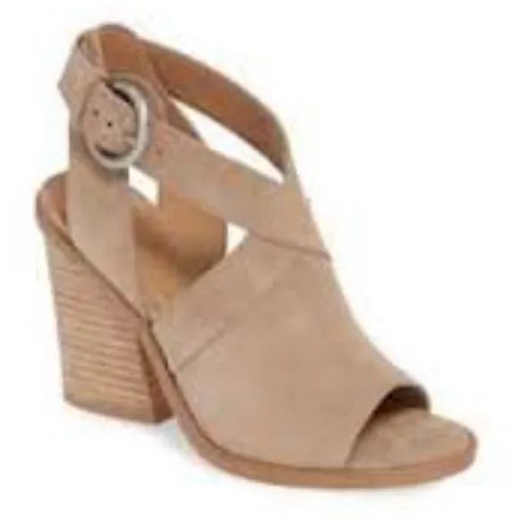Marc Fisher Vega Taupe Suede Blocked heel 9