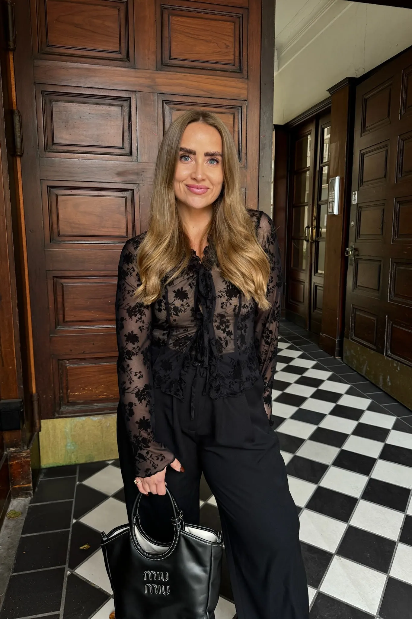 MarlyIC Mesh Top - Sort Blomster Print