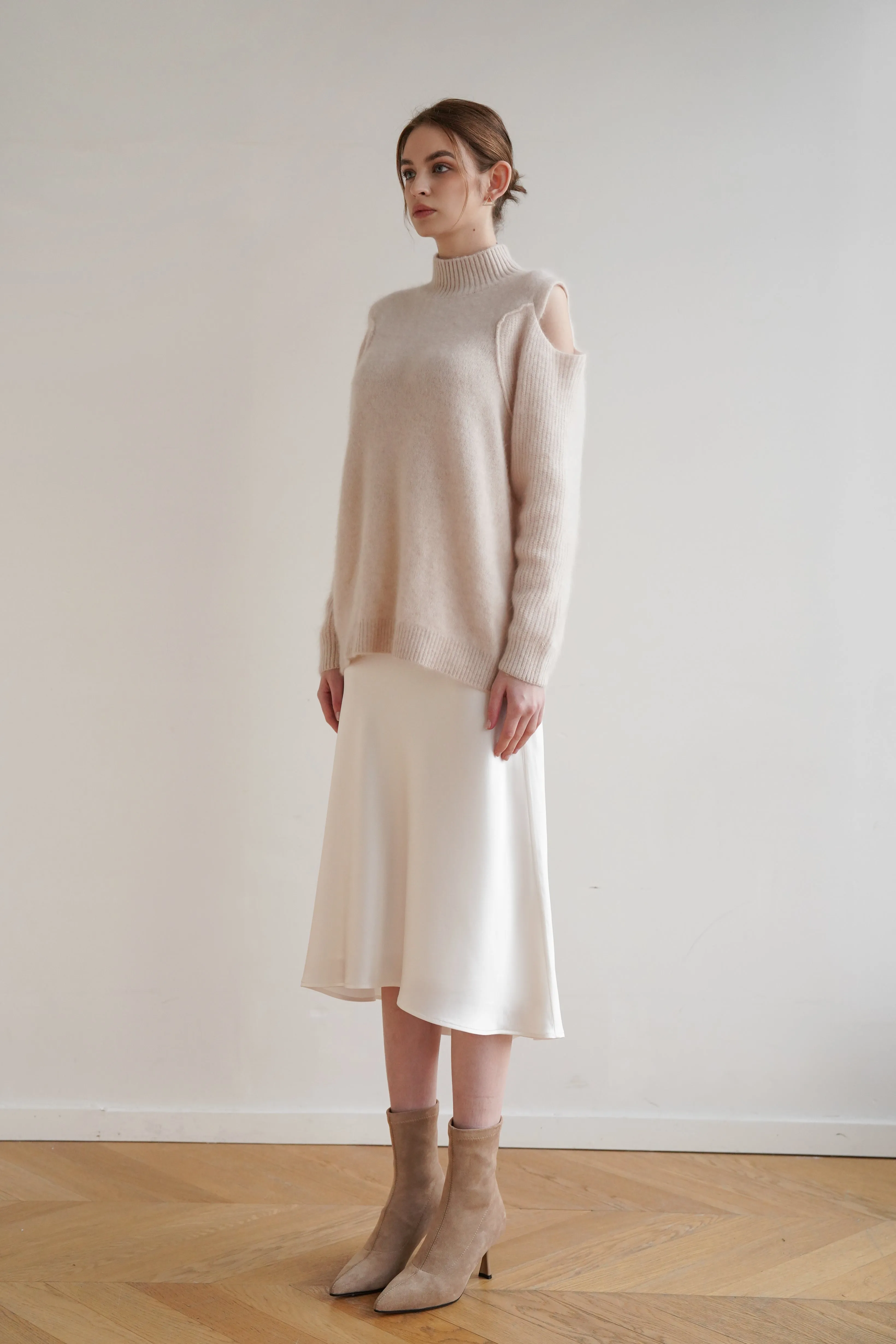 Meredith Suede Ankle Boots - Beige