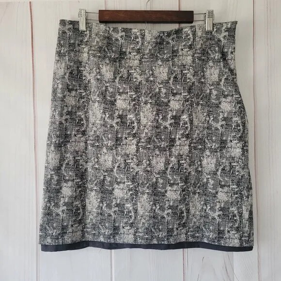MM Lafleur Snake Skin Print Women’s 16, The Noho Crackle Skirt, Stretch Knit EUC