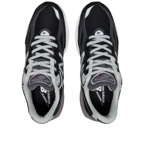 NEW BALANCE- WOMEN'S W990BK6 ATHLETIC SHOE
