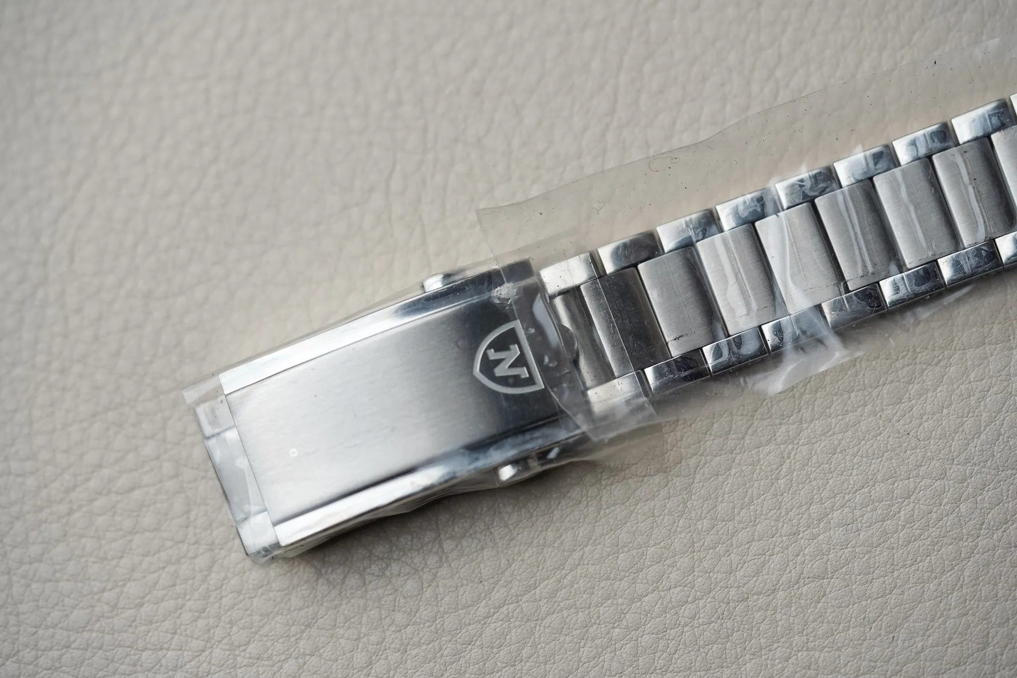 Nivada Grenchen Chronomaster Broad Arrow - Inter Bezel Flat Link Bracelet 86056M20LC