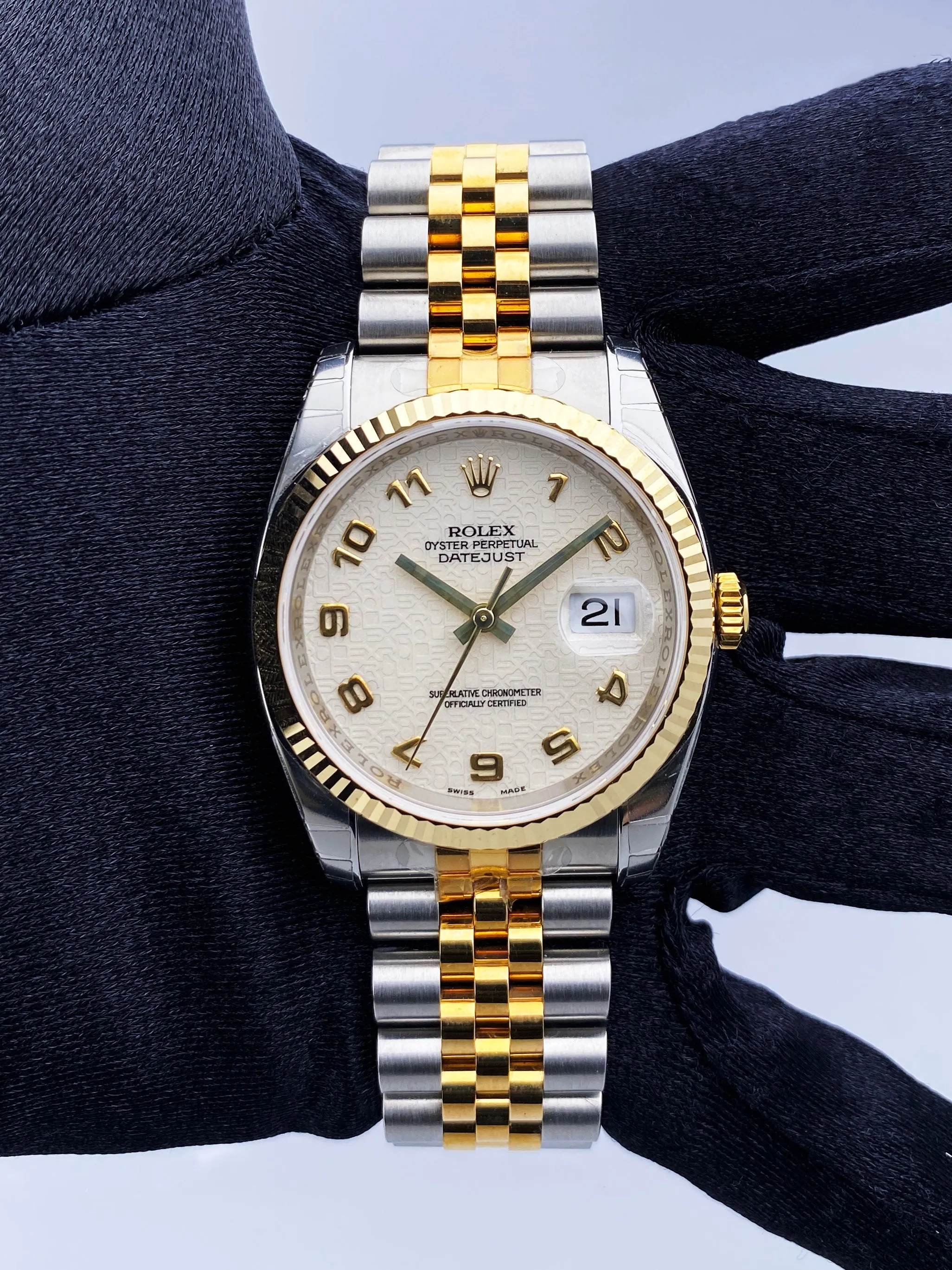 NOS With Stickers Rolex Datejust 116233 Ivory Anniversary Dial Mens Watch Box Papers