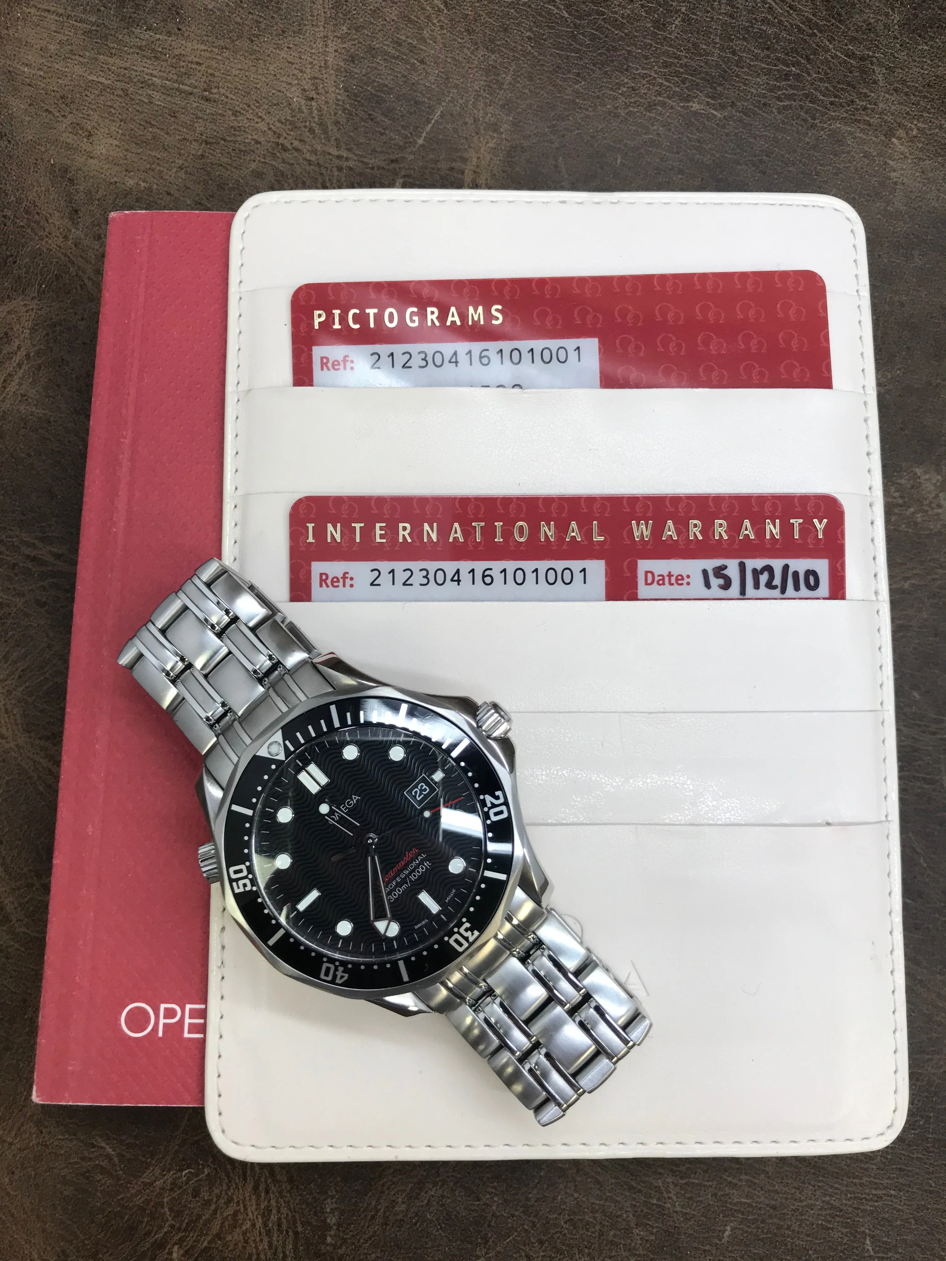 Omega Seamaster 300m 212.30.41.61.01.001 Black Dial Quartz Men's Watch