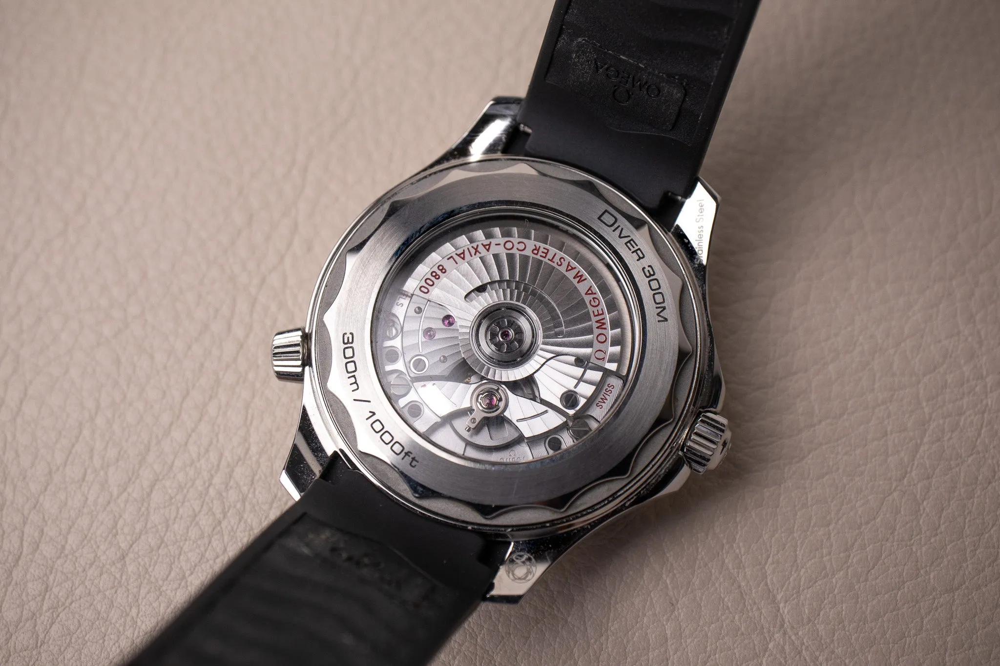 Omega Seamaster 300M White 210.32.42.20.04.001