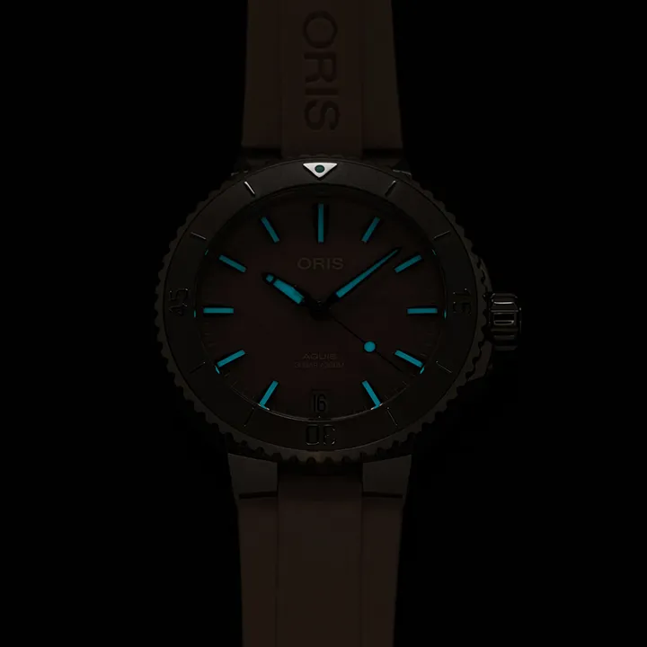Oris Aquis Date Watch with Pink Mother of Pearl Dial, 36.5mm