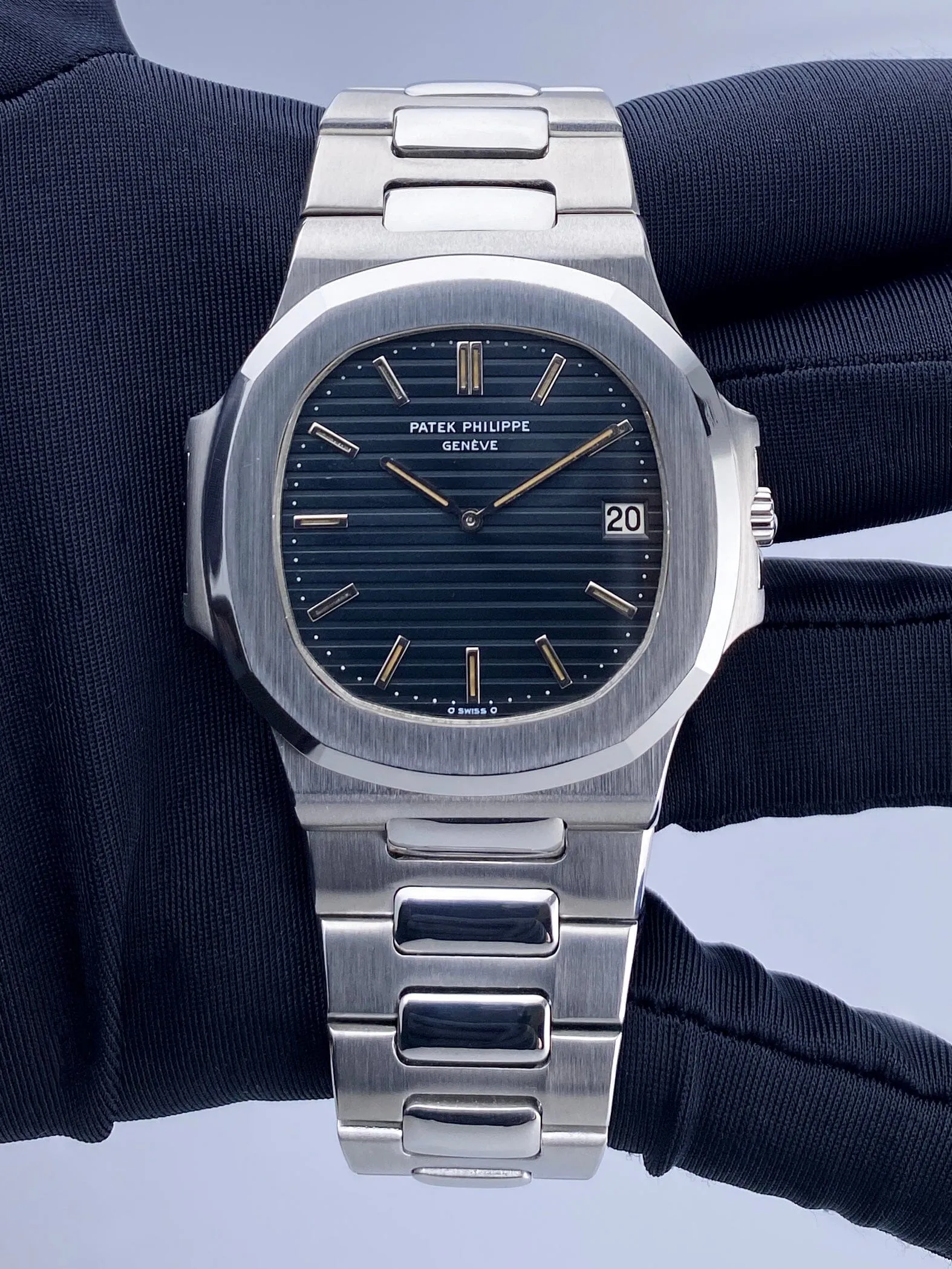Patek Philippe Nautilus 3700/001 Blue Dial Steel Mens Watch With Papers