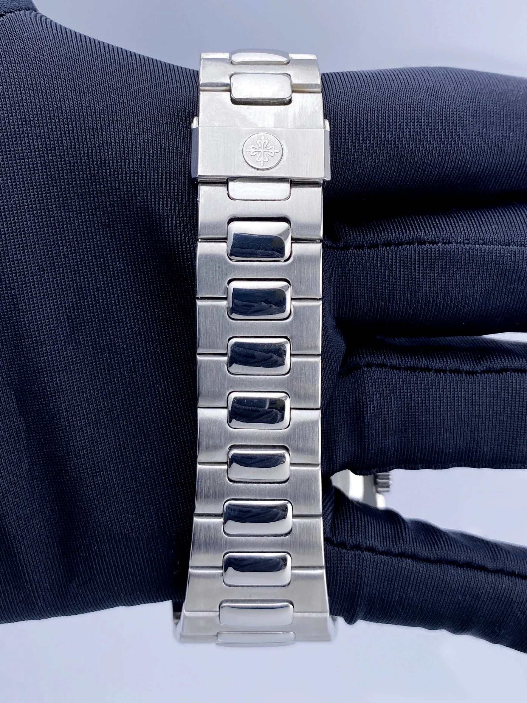 Patek Philippe Nautilus 3700/001 Blue Dial Steel Mens Watch With Papers