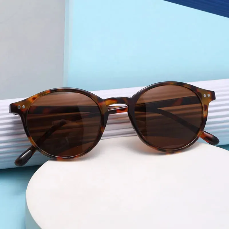 Polarized Modern Sunglasses for Ultimate Sun Protection and Style