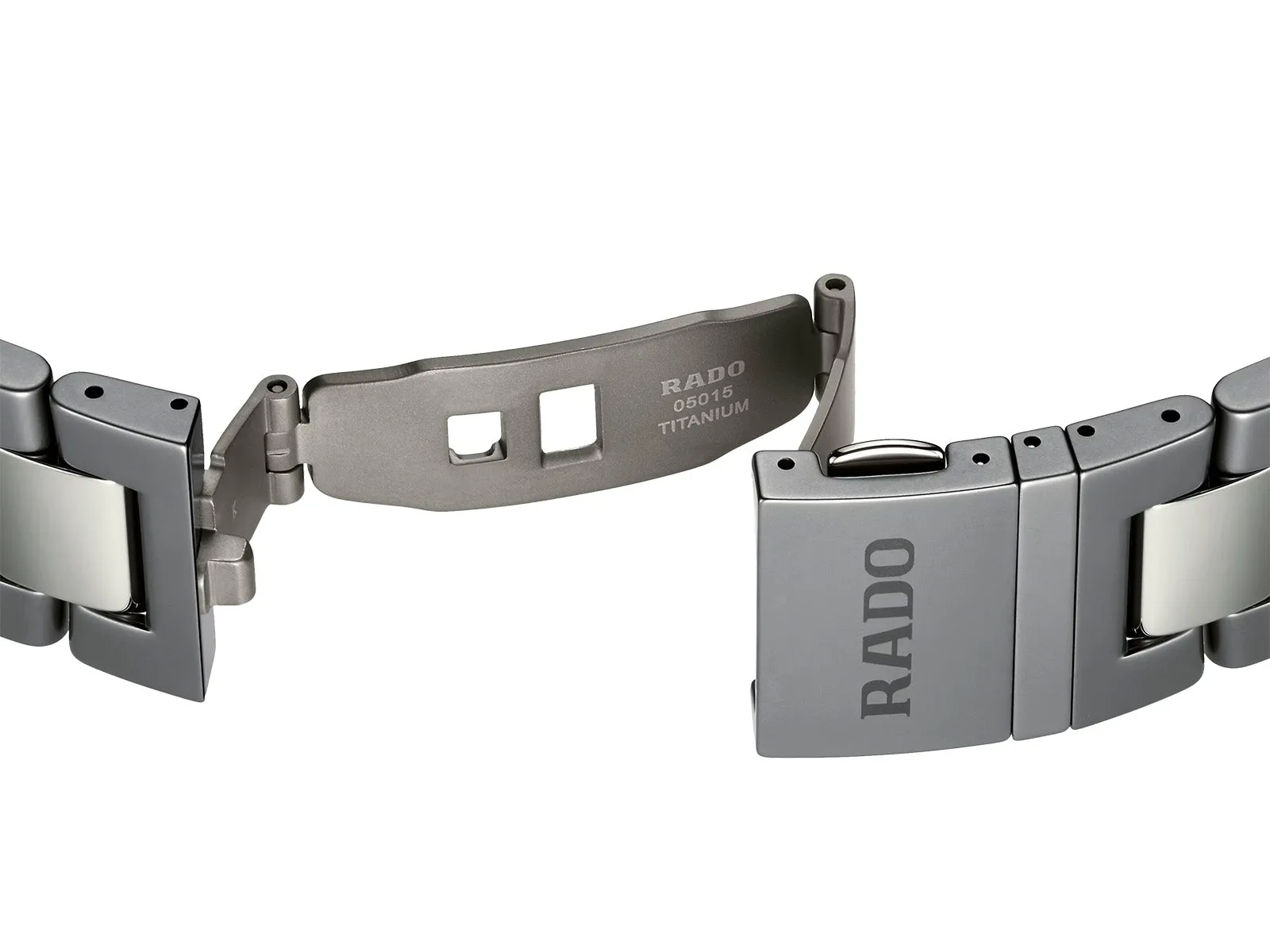 Rado Captain Cook High-Tech Ceramic Skeleton R32148162