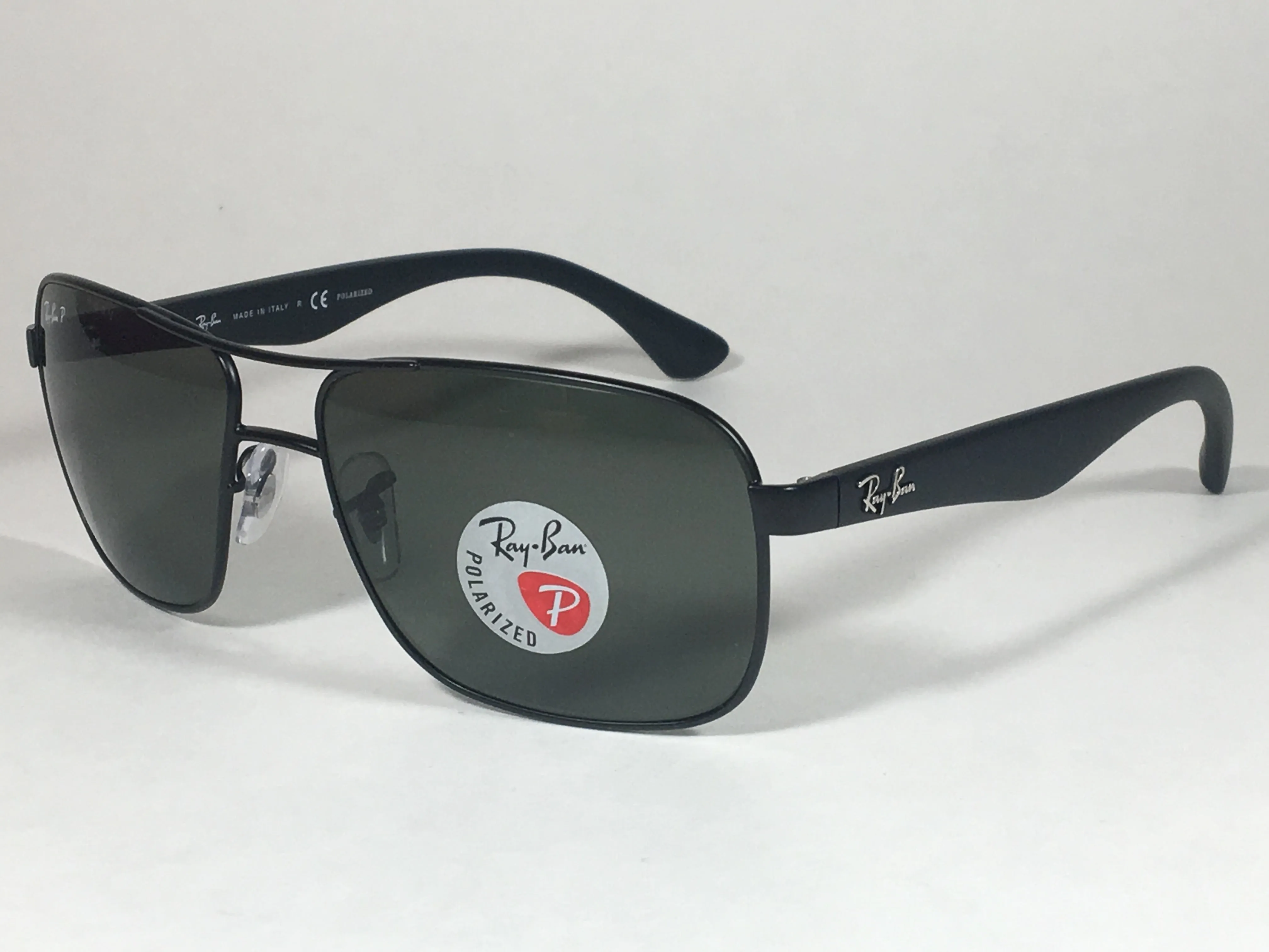 Ray-Ban Polarized Navigator Sunglasses RB3516 006/9A Matte Black Frame Green Classic Lens  Rectangle Shape