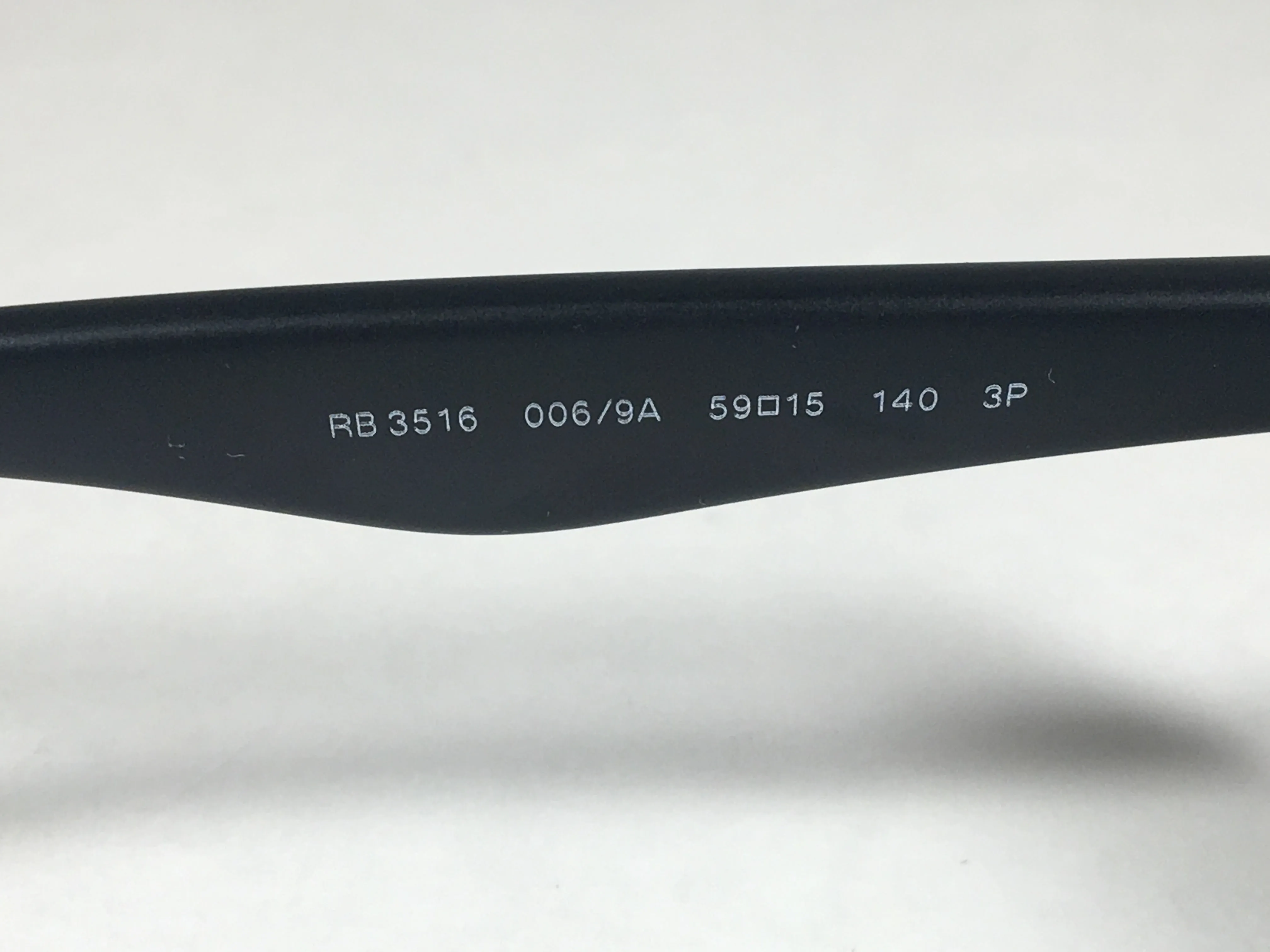 Ray-Ban Polarized Navigator Sunglasses RB3516 006/9A Matte Black Frame Green Classic Lens  Rectangle Shape