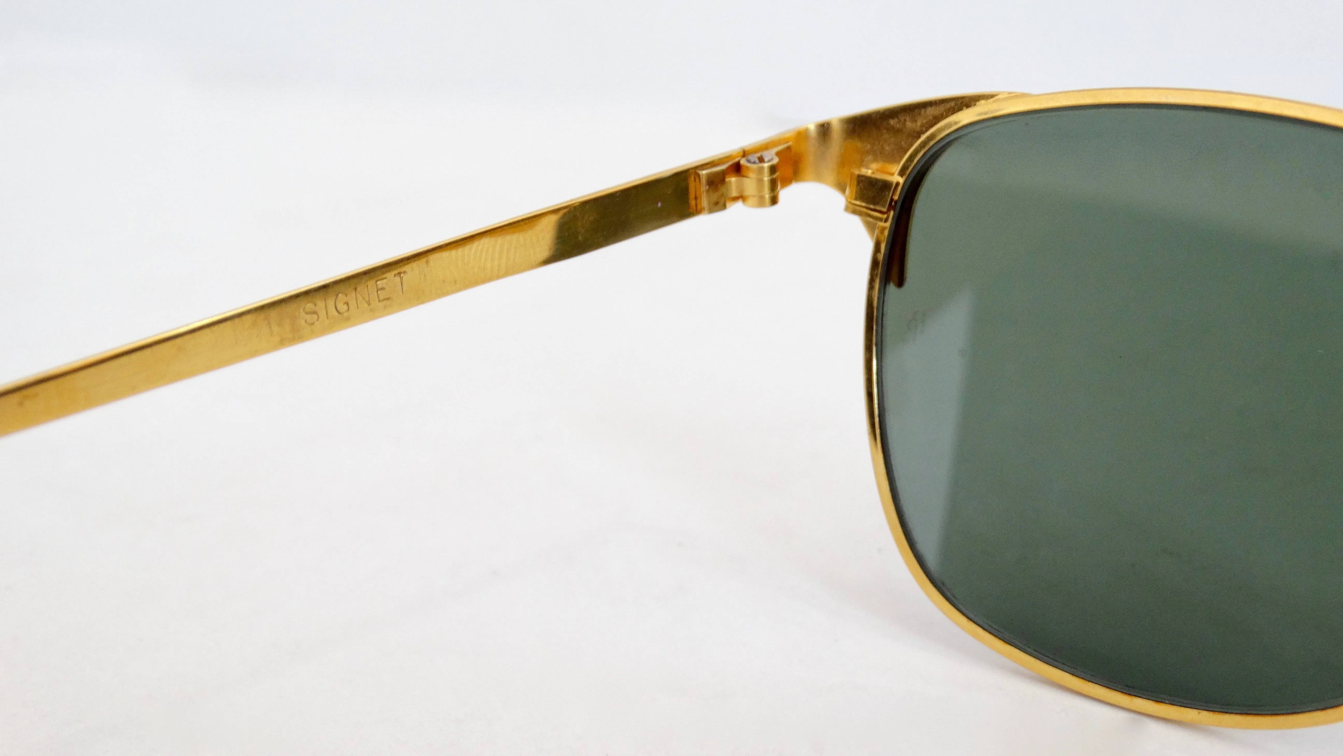 Ray Ban Signet Gold Frame Sunglasses