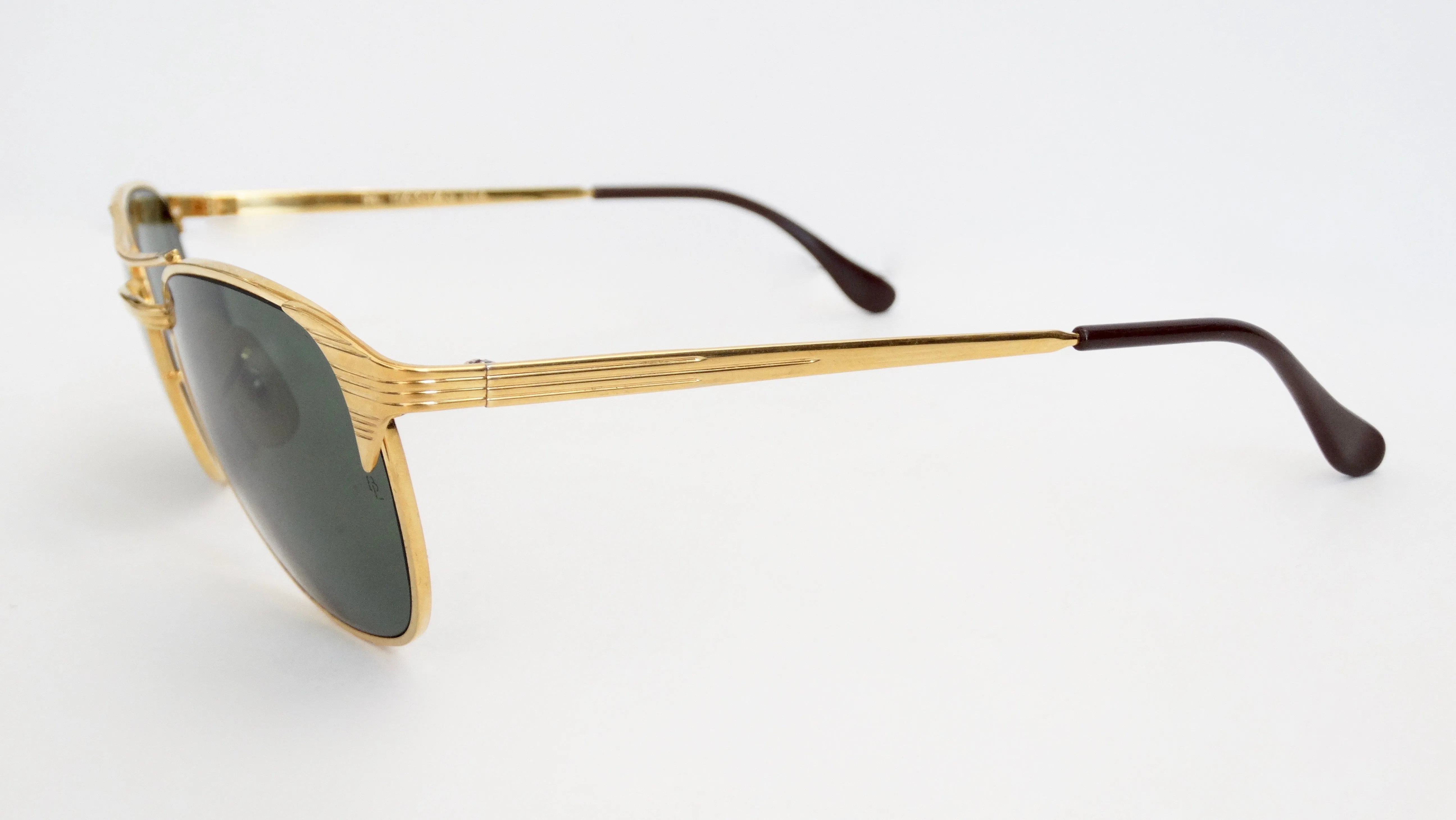 Ray Ban Signet Gold Frame Sunglasses