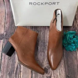 Rockport Camdyn Brown Leather Wide Bootie 9.5W