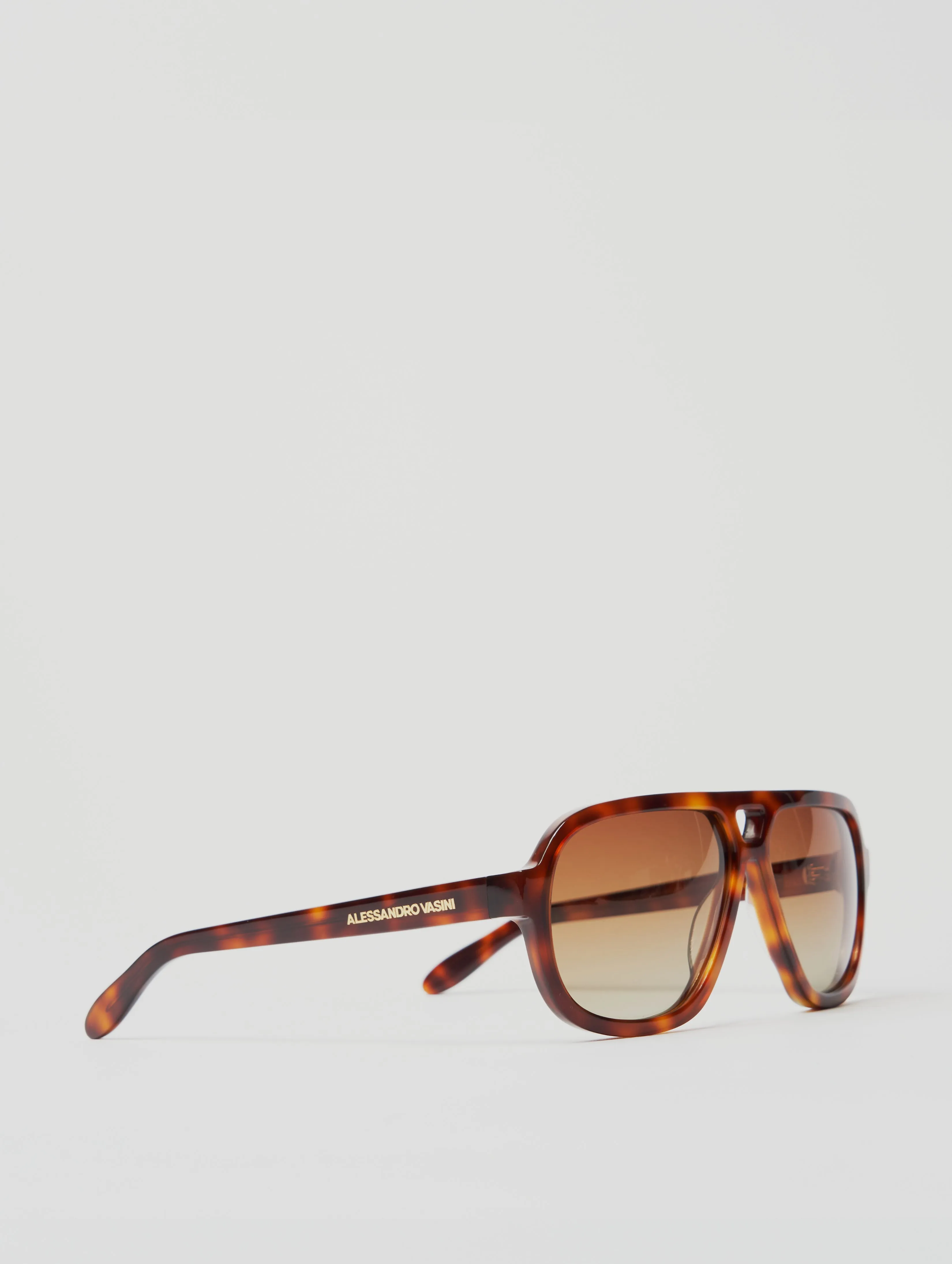 ROGER NAVIGATOR SUNGLASSES IN HAVANA-BROWN