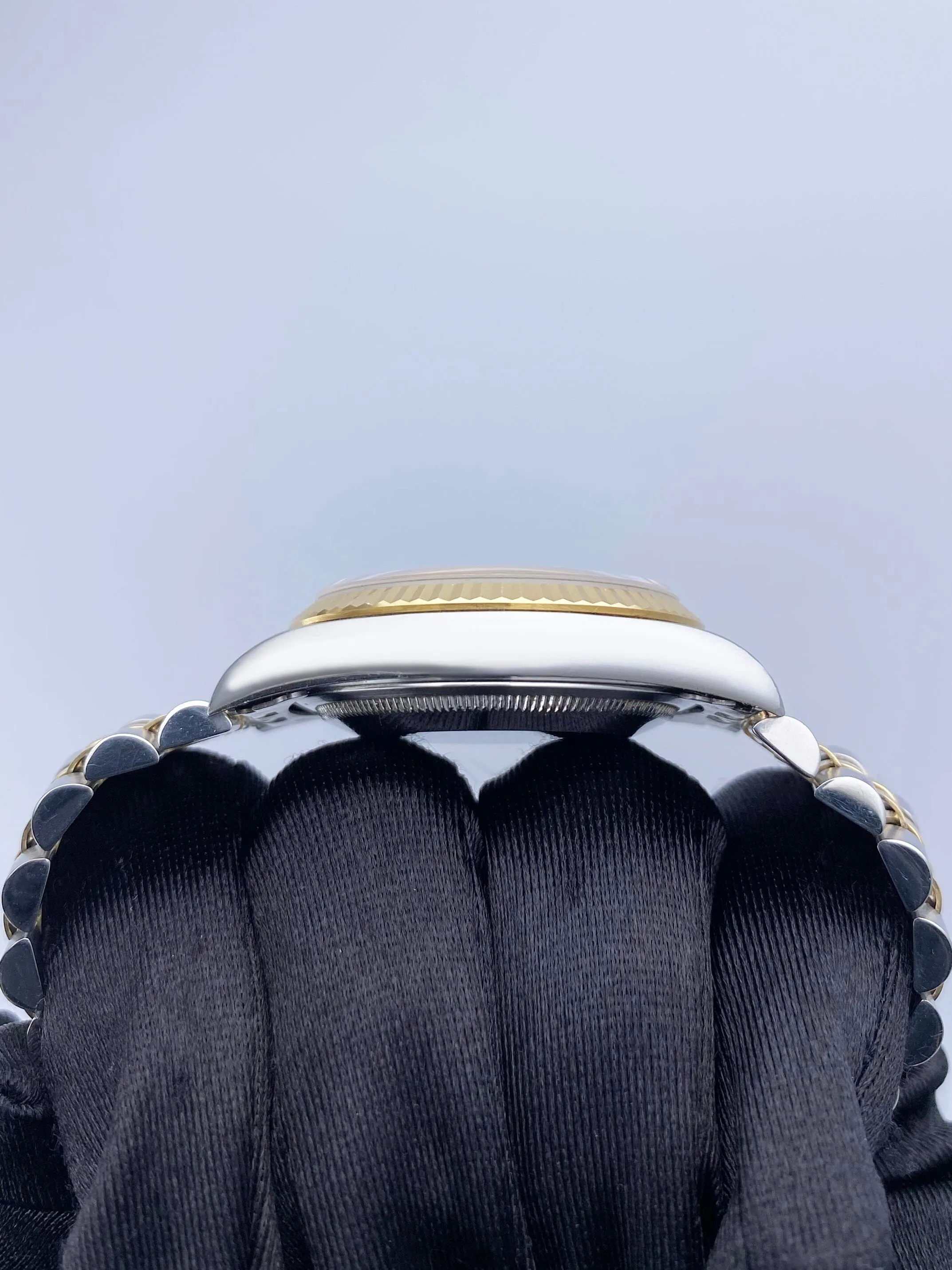 Rolex Datejust 16233 Diamond Champagne Dial Mens Watch Box Papers