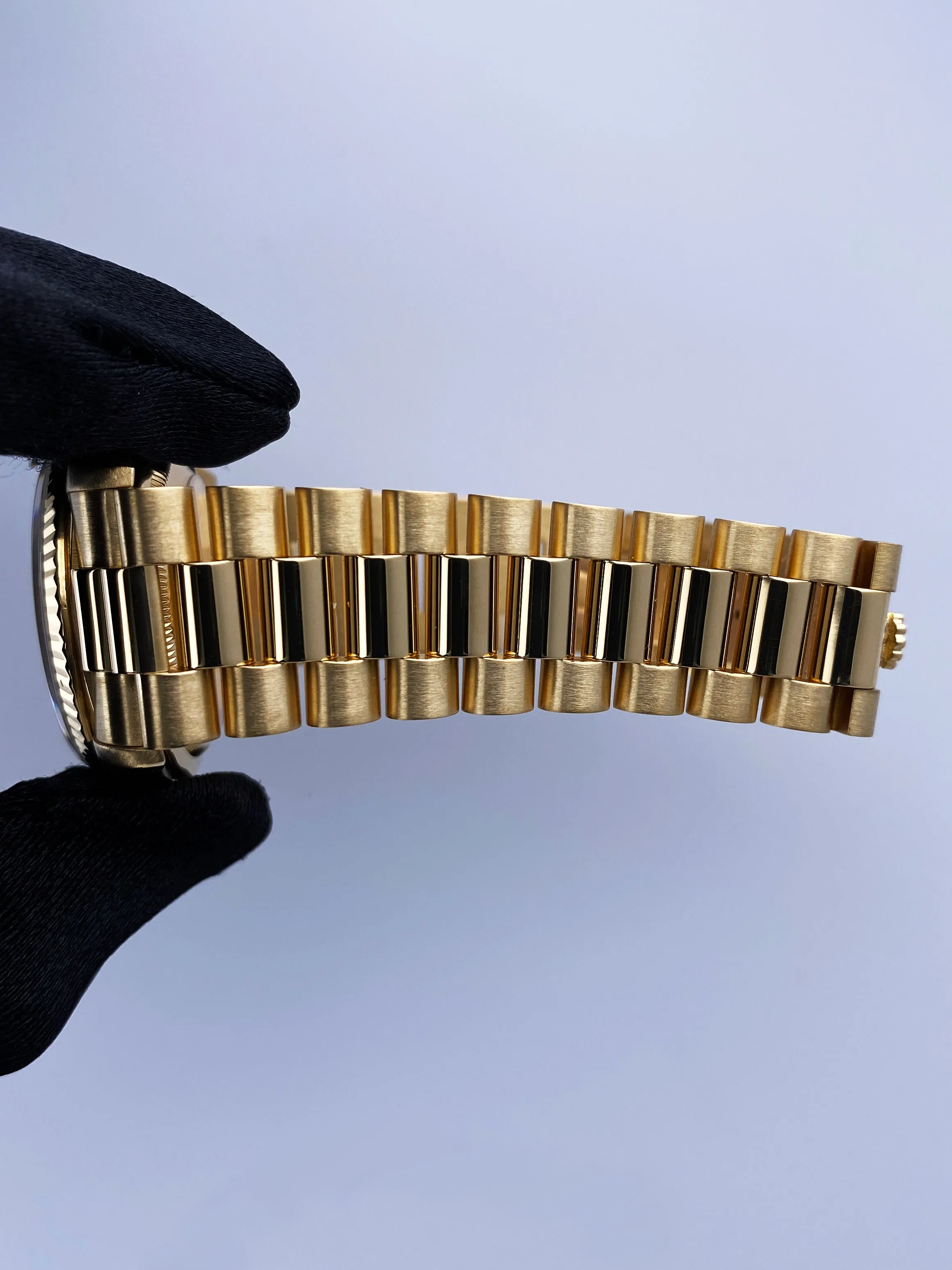 Rolex Day Date 18238 18K Yellow Gold Mens Watch Box Papers